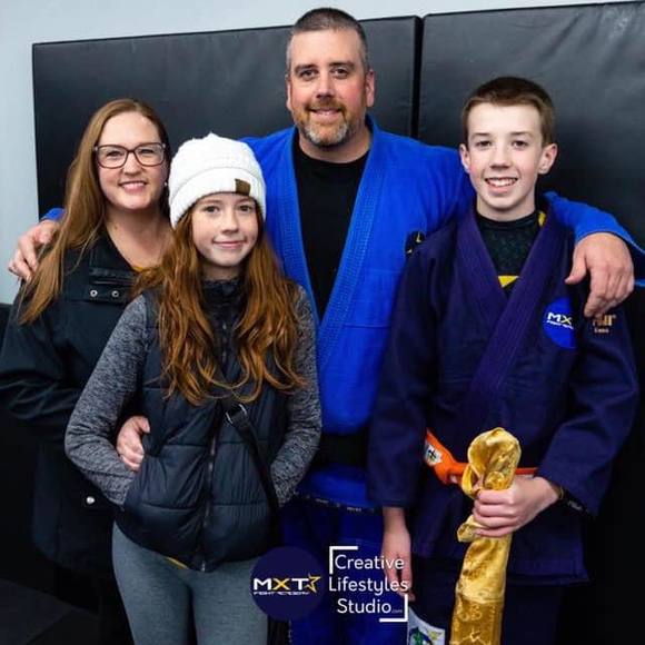 Meet your Posher, Amy - Picture 1 of 1